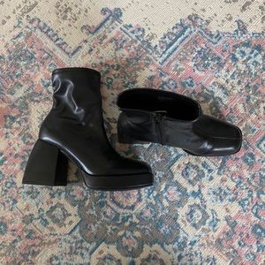 Black Square toe platform chunky heel zip up boots / heels